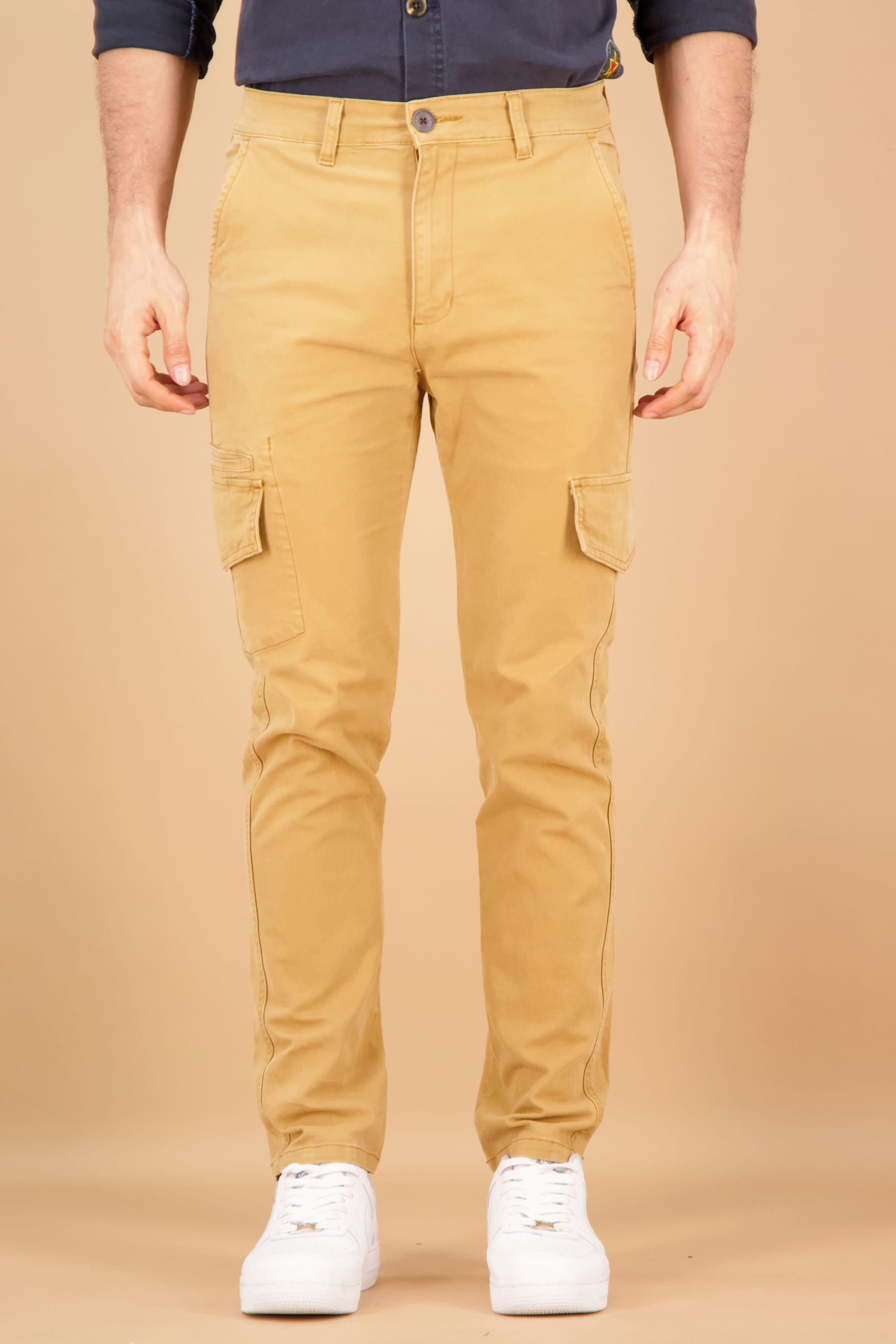 Pantalon cargo online mostaza